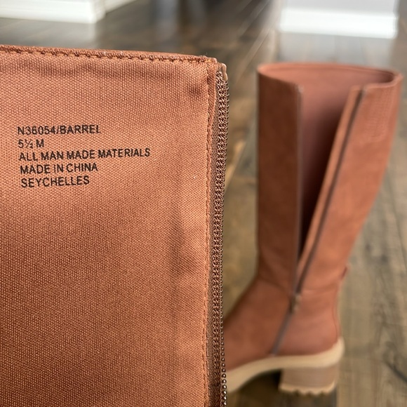 Seychelles Knee High Boots 5.5 (WORN ONCE) - Picture 6 of 7